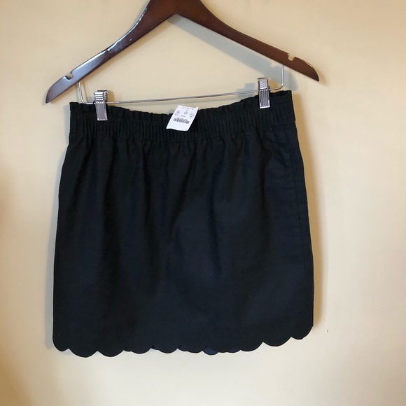 J. Crew Dresses & Skirts - NWT J. Crew Scalloped black mini skirt size 12